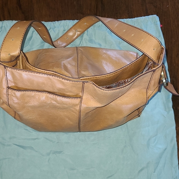 HOBO brand leather purse. - Picture 3 of 3